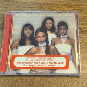 Destiny’s Child - The Writing’s on the Wall CD